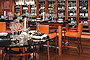 Eines von vielen Restaurants an Bord des Schiffes.