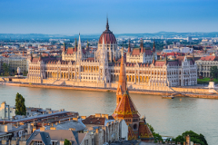 Spektakuläre Donau-Metropolen